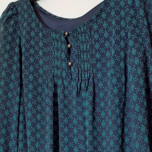 Sequin HEARTS Navy Lined Chiffon Baby Doll Dress; Above Knee; Size Small - Picture 3 of 6